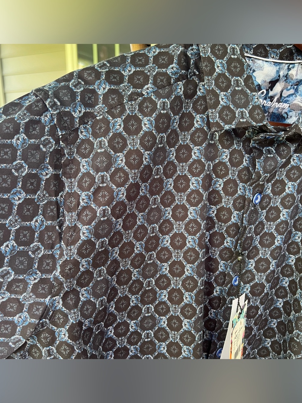 Robert Graham Bramston Navy Geometric Medallion Short Sleeve Shirt Small NWT - Picture 7 of 13